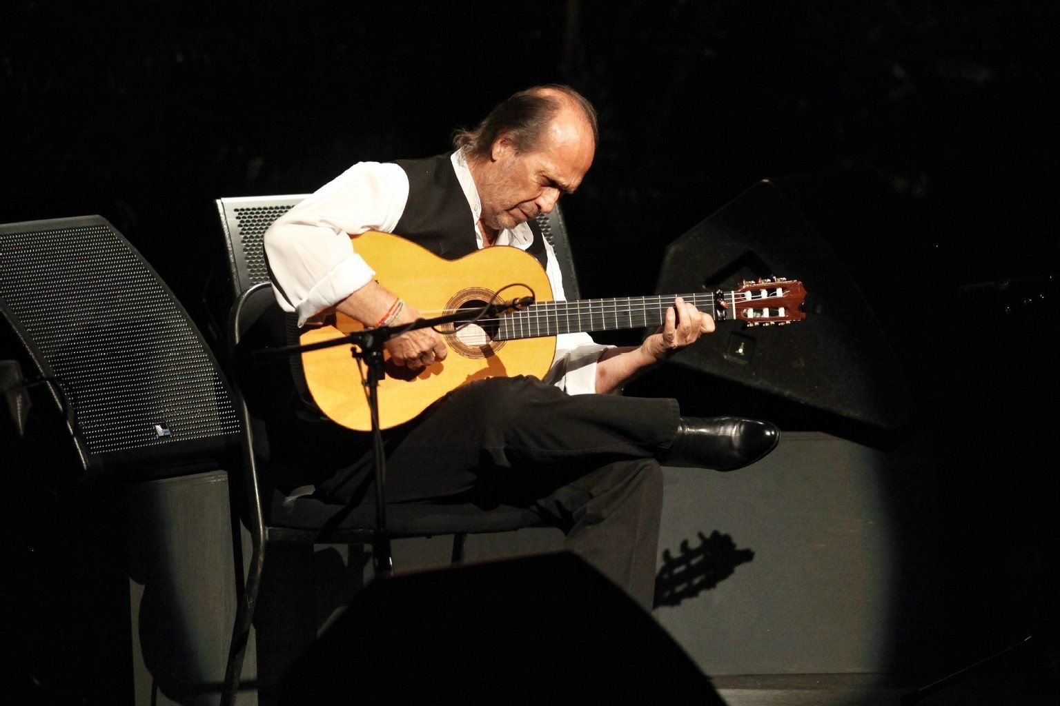 Der spanische Stargitarrist Paco de Lucia tritt 2013 in Mexiko-Stadt auf.