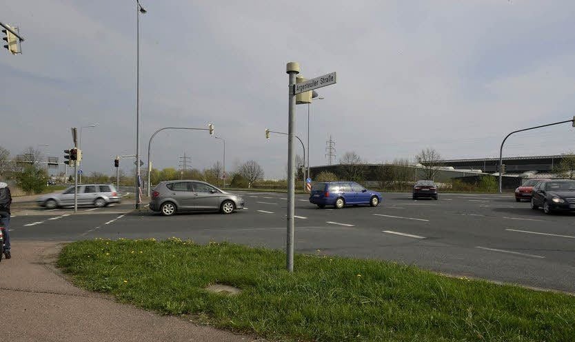 Kreuzungsbereichs Argenteuiler Straße /Seelmannstraße.