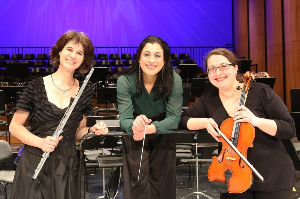 Beate Ann-Neumann, Elisa Gogou und Svetla Kambourova (von links) sind drei von 38 Frauen in der Anhaltischen Philharmonie.