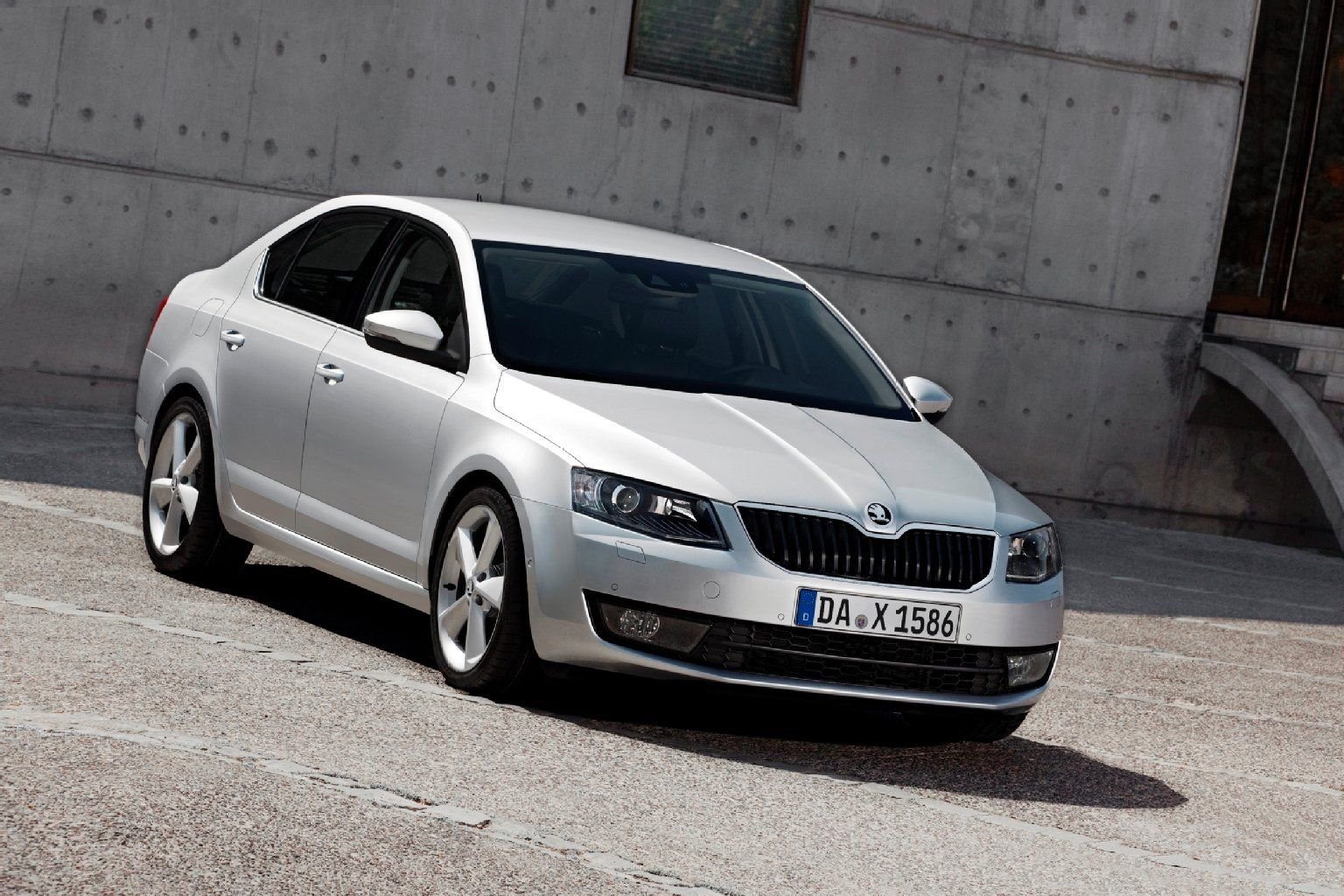 Der Skoda Octavia ist der günstigste Mittelklassewagen. Kosten pro Monat 505 Euro.