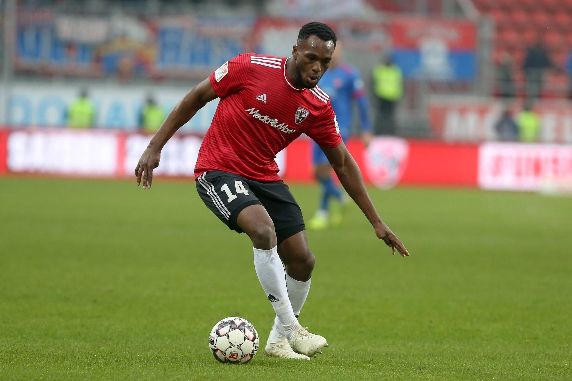 Osayamen Osawe hat unter Trainer Jens Keller keine Zukunft mehr beim 1. FC Ingolstadt.