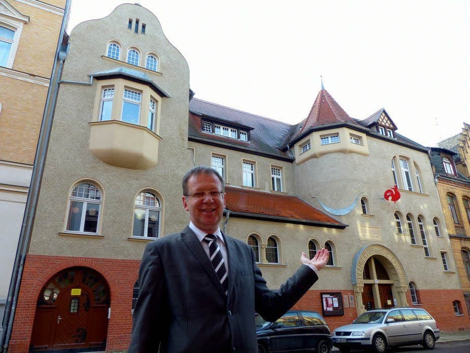 Regionalbischof Johann Schneider freut sich auf die Einweihung des Hauses in der Puschkinstraße.