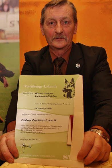 Dietmar Meißner züchtet seit 25 Jahren Schäferhunde.