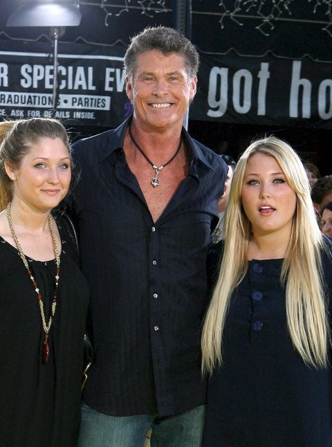 David Hasselhoff und seine Töchter Taylor (l) und Hayley. Hasselhoff will ab Februar 2011 im deutschsprachigen Raum mit seinen Töchtern Taylor Ann und Hayley und deren Band Bella Vida auftreten. (FOTO: DPA)