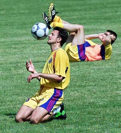 Gheorge Popescu im Dress der rumänischen Nationalmannschaft. (FOTO: DPA)