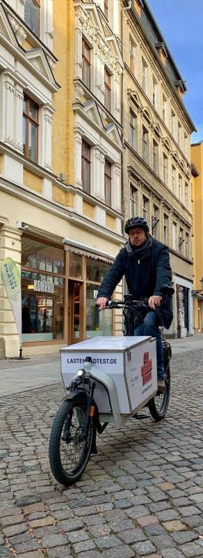 Matthias Nebelung möchte das Lastenrad nicht mehr missen. Eines mit Motor muss es für ihn nicht sein.