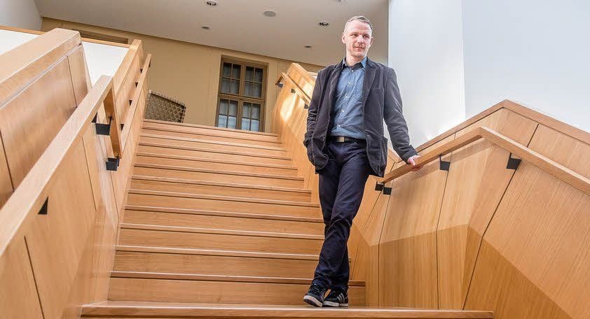 Dirk Wald managt die beiden Veranstaltungshäuser der Lutherstadt Wittenberg - hier ist er im Stadthaus. Über 70 Veranstaltungen kann er bilanzieren.