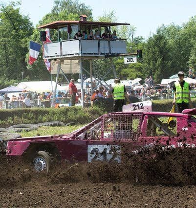 Stockcars werden in Annaburg weiter ihre Runden drehen.