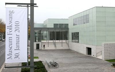 Der britische Stararchitekt David Chipperfield hat für das heute in Essen beheimatete Museum Folkwang ein neues Haus entworfen, das staunen lässt. (FOTO: DPA)