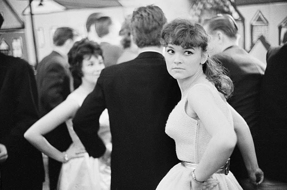 Schauspielerin Eva-Maria Hagen auf einem Ball