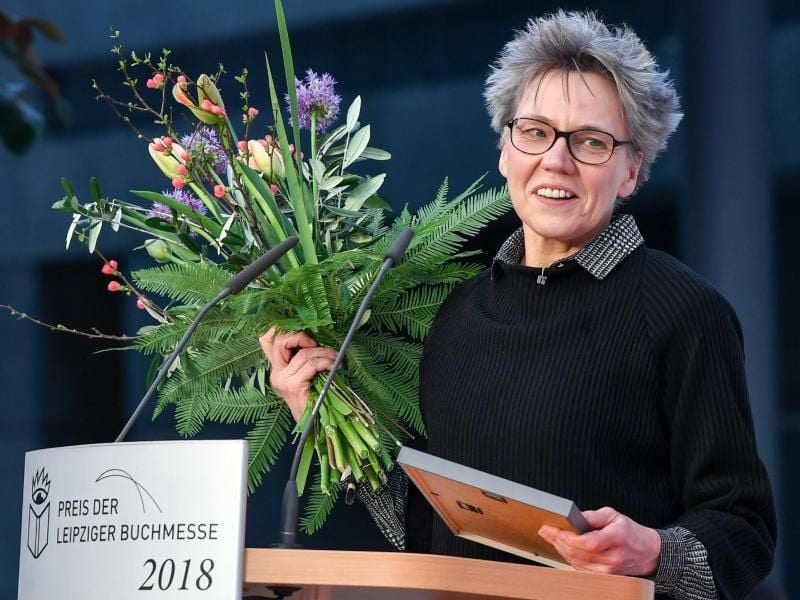 Esther Kinsky wird mit dem Preis der Leipziger Buchmesse in der Kategorie Belletristik ausgezeichnet. Foto: Jens Kalaene