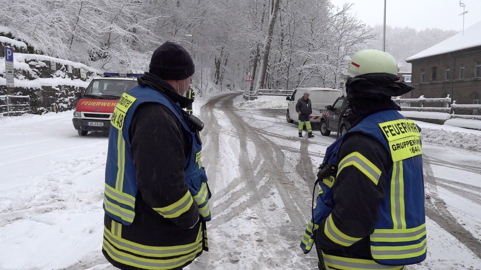 Die Feuerwehr ist im Dauereinsatz.