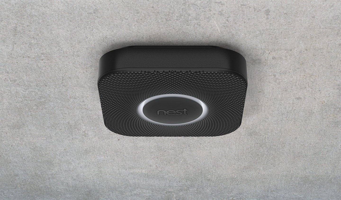 Ein Rauchmelder der amerikanischen Firma Nest. Der US-Internet-Konzern Google übernimmt die Firma Nest, einen Anbieter digitaler Thermostate und Rauchmelder.