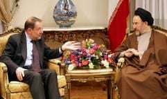Javier Solana, EU-Beauftragter für Außenpolitik, im Januar 2004 bei einem Gespräch mit Irans Präsident Mohammad Chatami in Teheran. (Foto: dpa)