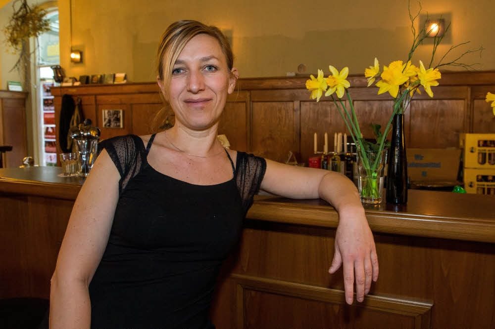 Mirjam Trepte unterrichtet und lädt zu Tanzabenden - nicht nur zum Tango. Es wird auch geswingt.