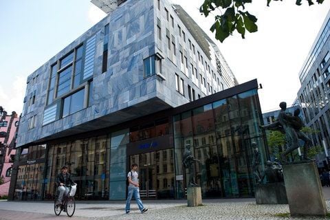 Das Gebäude der Norddeutschen Landesbank (Nord/LB) Landesbank für Sachsen-Anhalt in Magdeburg. (FOTO: DDP)