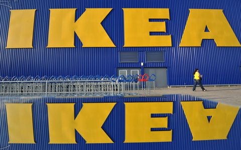Ikea hat von Zwangsarbeit in der DDR profitiert.