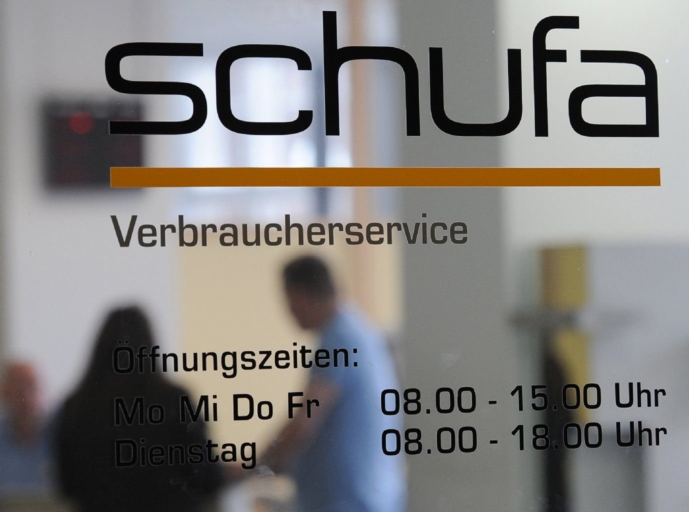 Was darf die Schufa wissen, und wie erfahre ich, was die Schufa über mich weiß? Die Auskunftei steht regelmäßig in der Kritik.