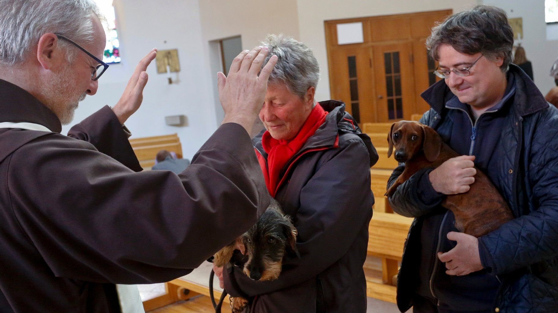 Tiersegnungsgottesdienst in der Kirche Dreieinigkeit