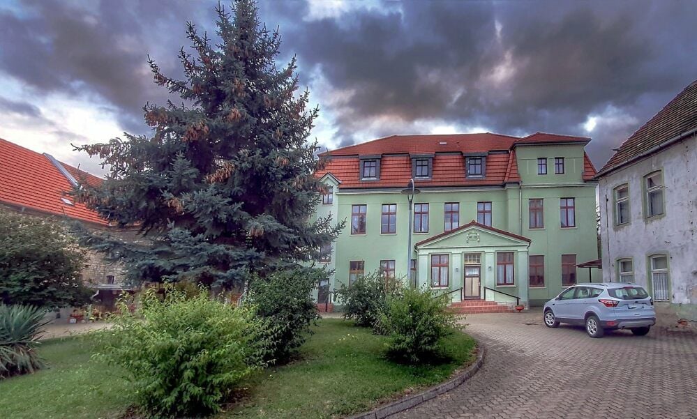 Im Cochstedter Rathaus soll wieder Leben einziehen. Im Obergeschoss sollen Büros der Stadtverwaltung Hecklingen eingerichtet werden.
