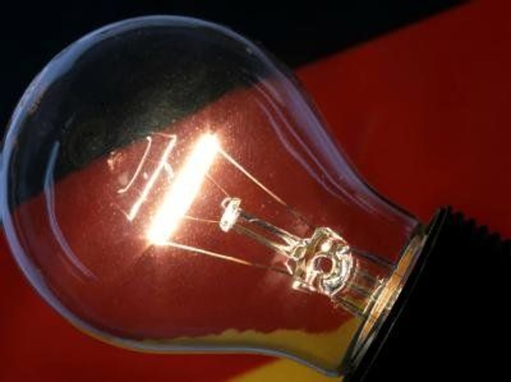 In Neinstedt im Harz ist der Strom nach einem Wohnungsbrand ohne Verletzte am Freitagmorgen für etwa vier Stunden ausgefallen. Symbolbild:
