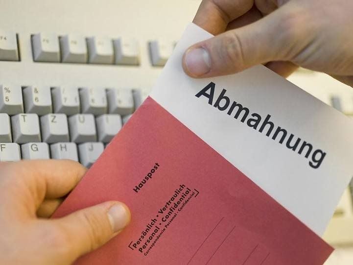Eine fristlose Kündigung ist normalerweise unwirksam, wenn es vorher keine Abmahnung gab.
