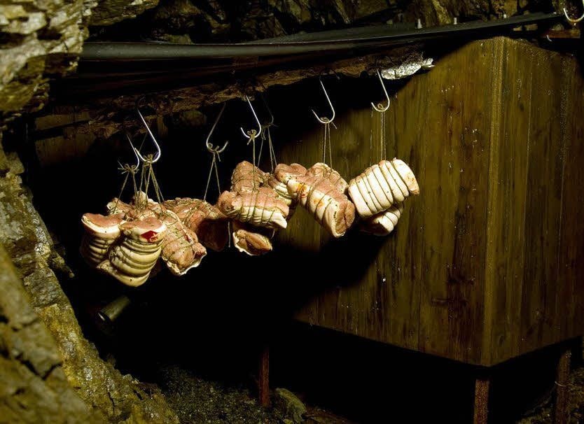 In der Grube Samson in St. Andreasberg reift der Schinken.