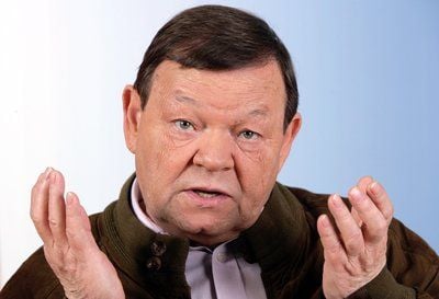 Schauspieler Ernst-Georg Schwill plaudert in «Is doch keene Frage nicht» über sich selbst. (FOTO: DPA)