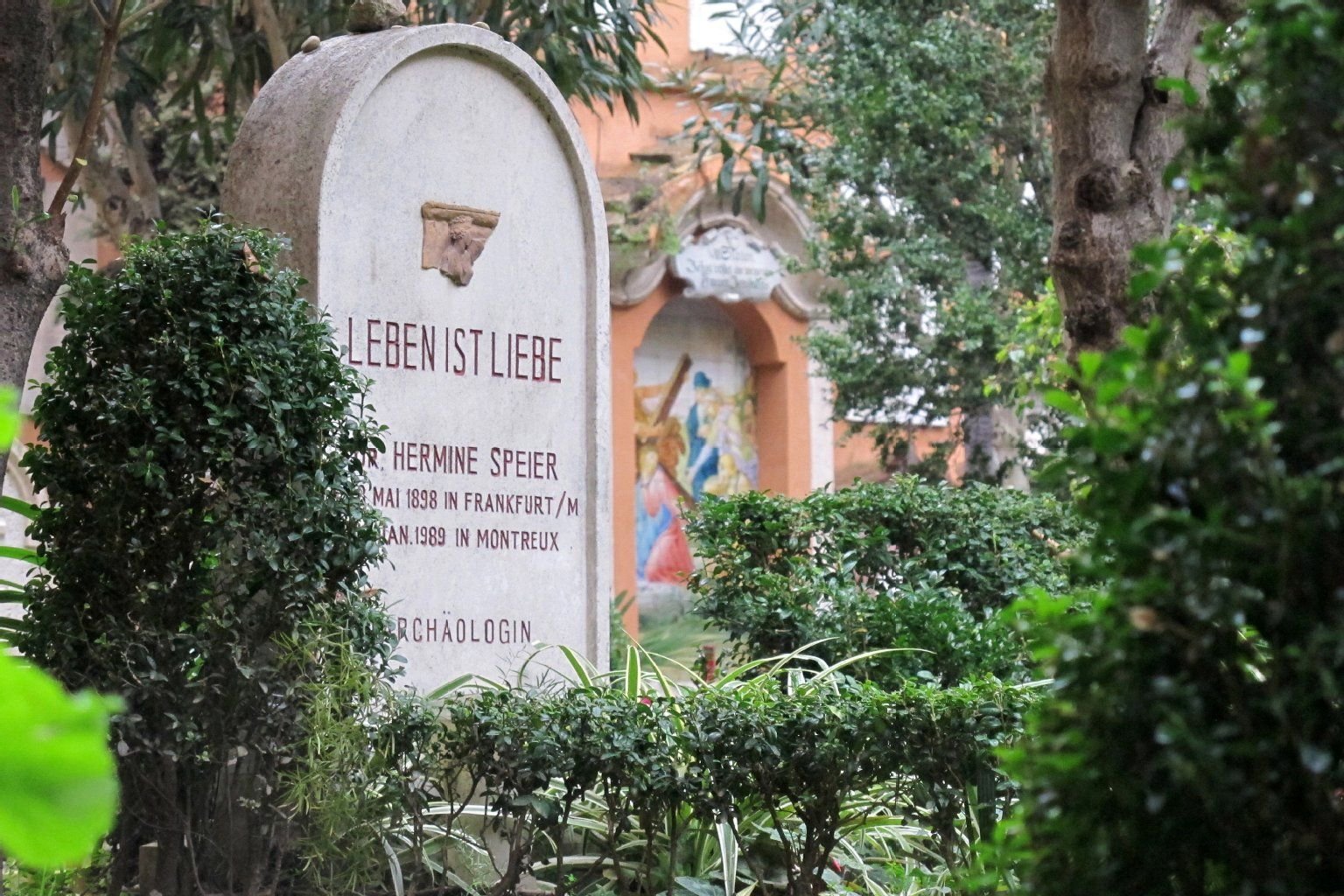 Nur Deutsche und Österreicher haben Zutritt zum Friedhof Campo Santo Teutonico.