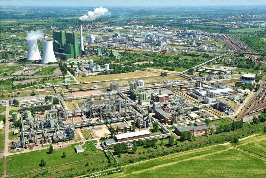 Am Chemiestandort Schkopau arbeiten derzeit 21 Unternehmen.