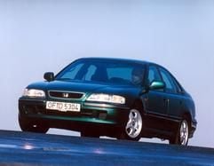 Solide Familienlimousine - der Honda Accord überzeugt durch seine hohe Zuverlässigkeit und gute Verarbeitungsqualität. (Foto: dpa)