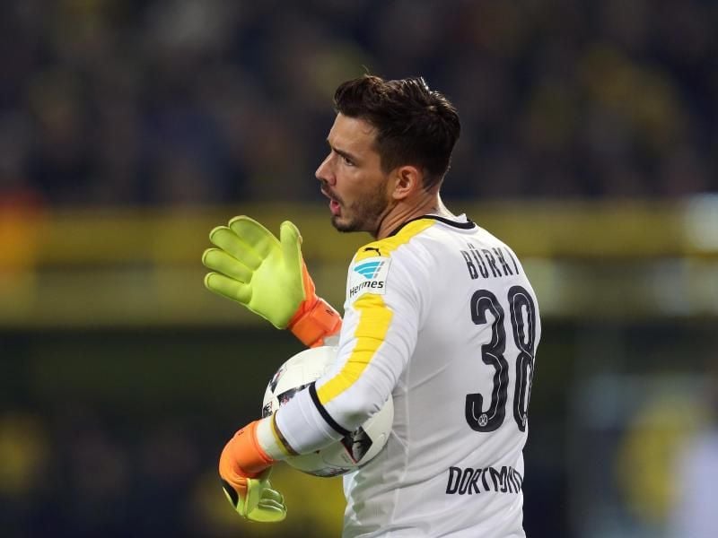 Roman Bürki hat sich gegen den FC Bayern die Hand gebrochen. Foto: Ina Fassbender