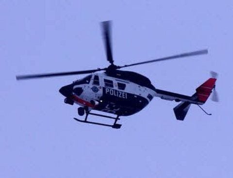Ein Polizei-Hubschrauber.