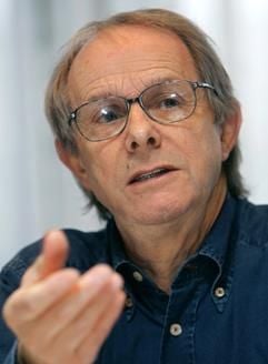 Der britische Filmemacher Ken Loach (Archivfoto vom 19.01.2006) wird an diesem Samstag (17.06.2006) 70 Jahre alt. (Foto: dpa)