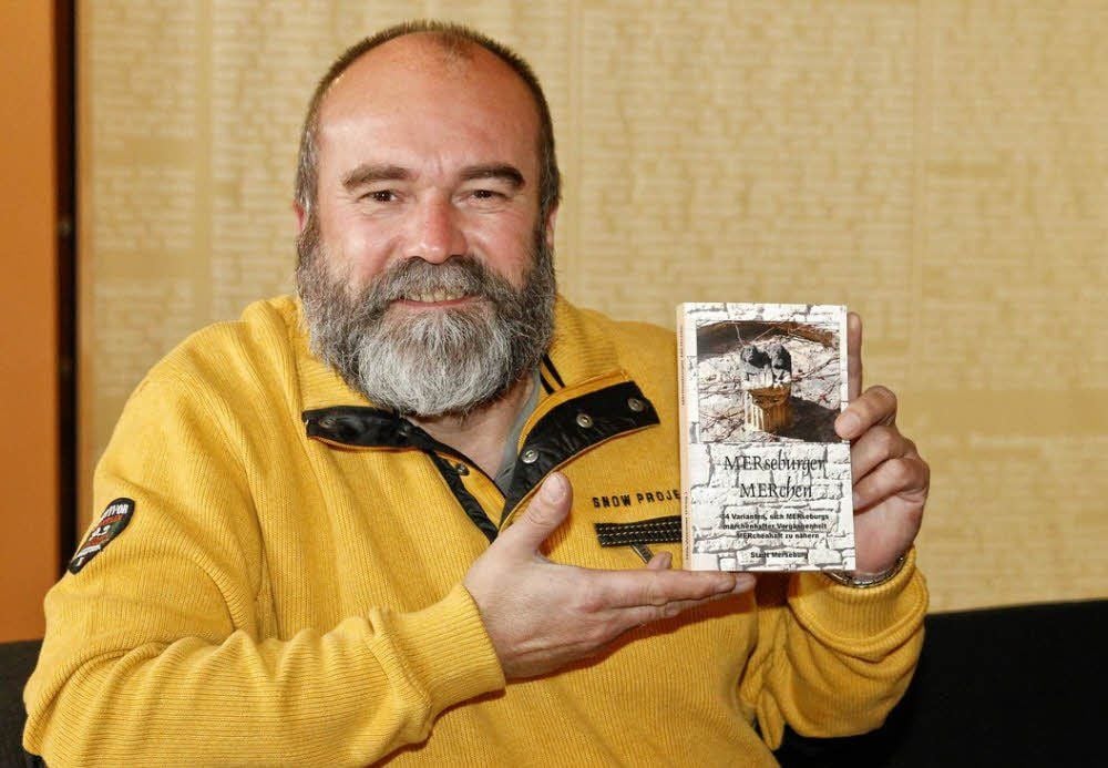 Schriftsteller Nils Wiesner präsentiert das neue Buch.