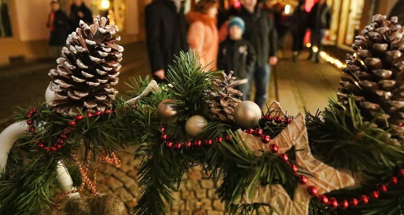 Unter dem Motto „Typisch Weihnachten“ wird die MZ in diesem Jahr täglich ein Adventskalendertüren symbolisch öffnen. Los geht es am 1. Dezember.