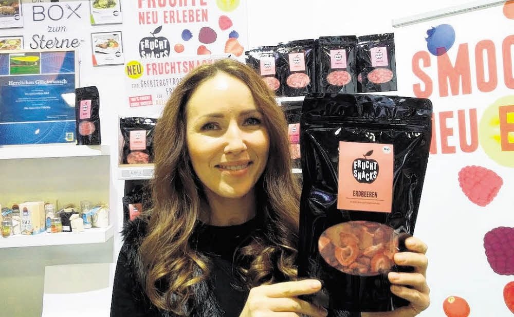 Irina Zaytseva gewinnt einen Preis mit gefriergetrockneten Bio-Früchten.