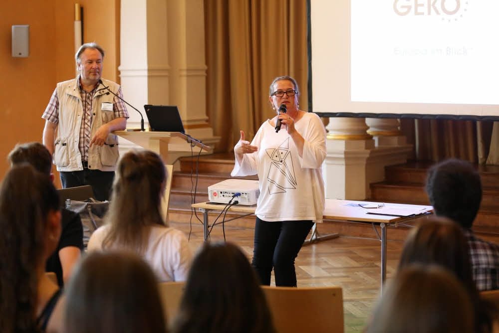 Am ersten der zwei Tage schaute auch die SPD-Bundestagsabgeordnete Katrin Budde vorbei und stellte sich den Fragen der Schüler.