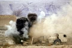 Das Bild zeigt eine Minenräumung in Afghanistan. (Archivfoto: dpa)