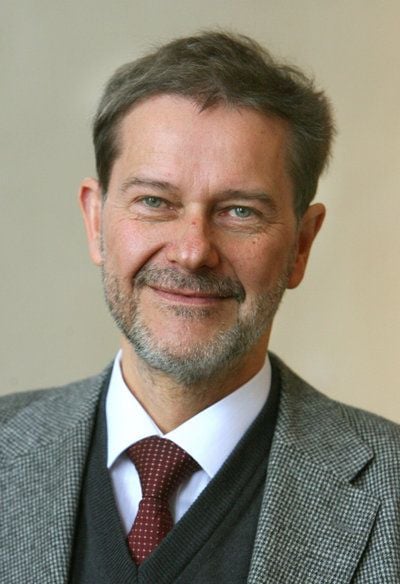 Jan-Hendrik Olbertz (parteilos), Kultusminister des Landes Sachsen-Anhalt, am Rande einer Pressekonferenz in Magdeburg. (FOTO: DPA)