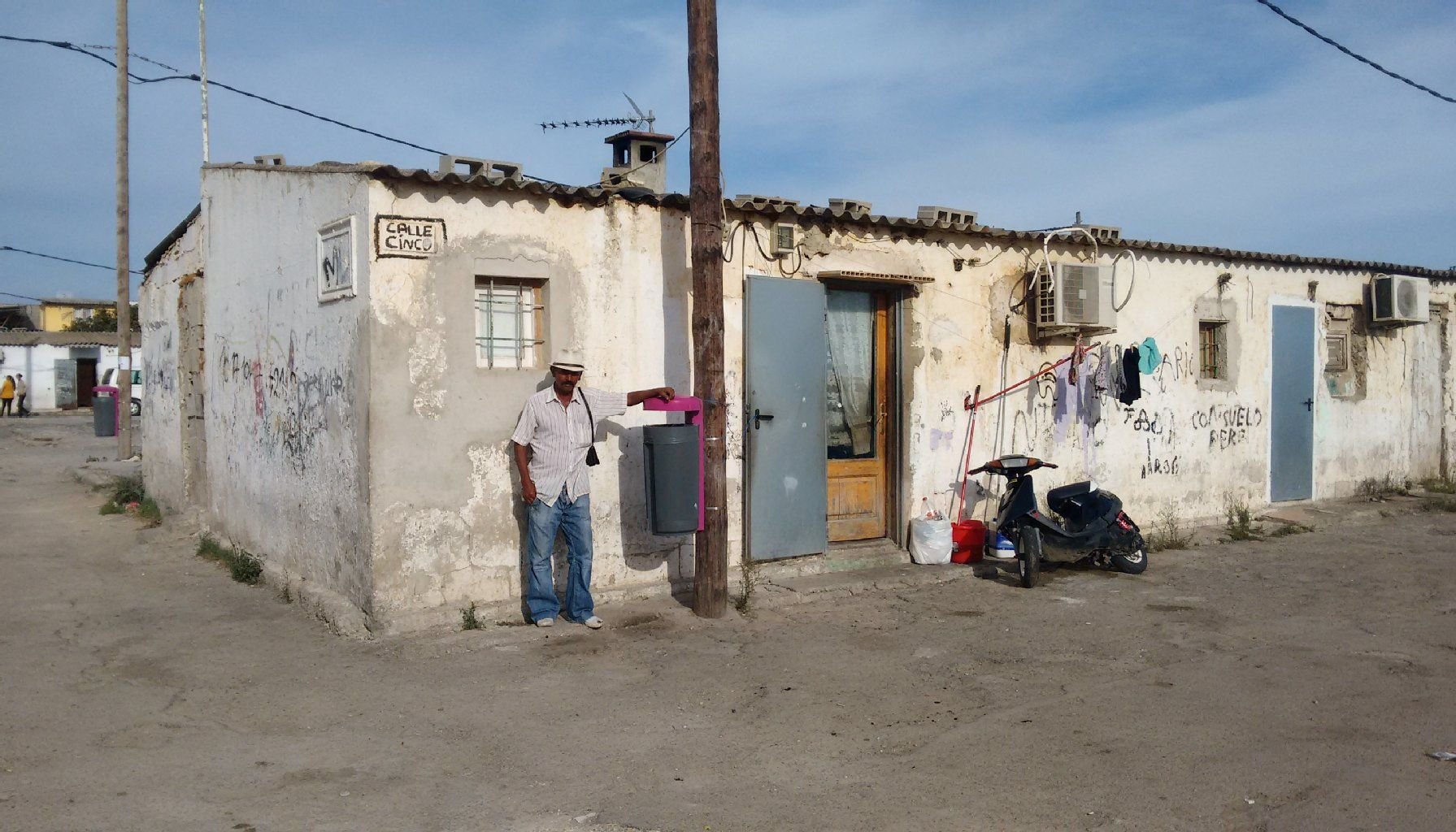 Son Banya liegt unweit des Flughafens von Palma de Mallorca. Die Siedlung taucht aber in keinem Reiseführer auf: Es handelt sich um ein berüchtigtes «Drogendorf».