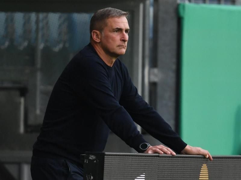 Hat für den Notfall sogar eine Backup-Lösung: U21-Nationalcoach Stefan Kuntz. Foto: Arne Dedert/dpa