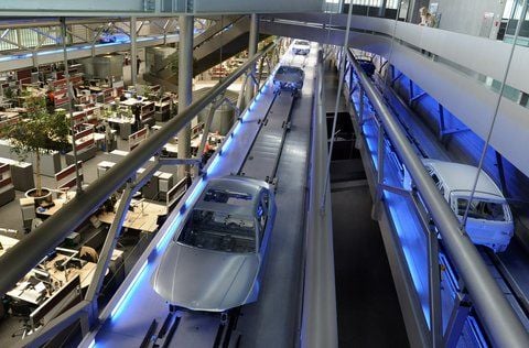 BMW unterstützt seine Mitarbeiter dabei, Beruf und Familie unter einen Hut zu bringen. (FOTO: DPA)