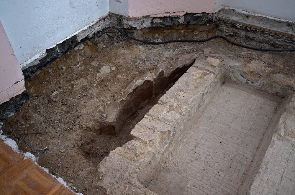In der Hochzeit des Modebades kamen Adlige in Badewannen in den Genuss des wohltuenden Wassers der 1710 entdeckten Heilquelle.