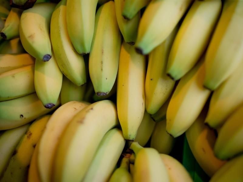 Bananen können Zöliakie-Patienten problemlos zu sich nehmen. Foto: Daniel Karmann/dpa