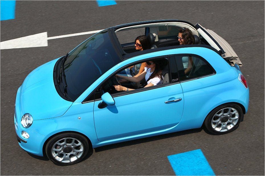 Der Fiat 500C mit seinem Rolldach bietet viel Frischluft. Aber ist er ein echtes Cabrio?