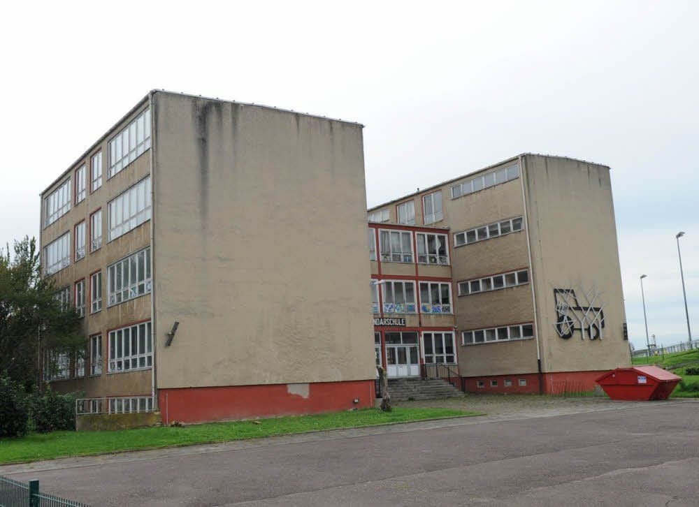 Für die alte Lüttchendorfer Schule gibt es keine Verwendung mehr.