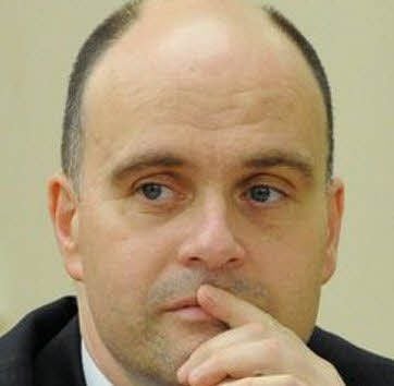Schatz kommt ins Grübeln