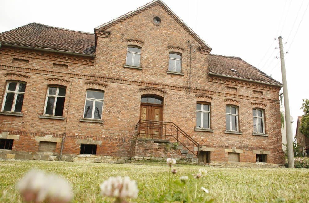 Des Rätsels Lösung: Der ehemalige Gasthof „Zum grünen Jäger“ in Ulzigerode steht leer und verfällt.