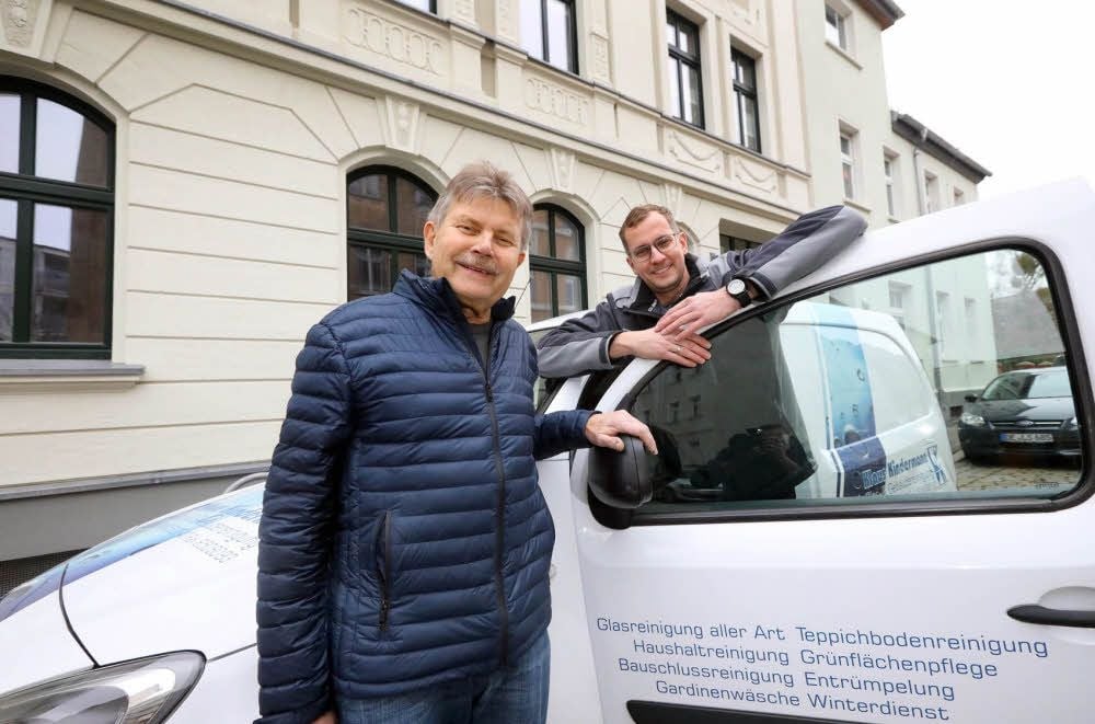 Klaus Kindermann (l.) übergibt seine Firma an Sohn Matthias.